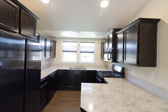 1786 SW 36th Way in Redmond, OR - Building Photo - Building Photo