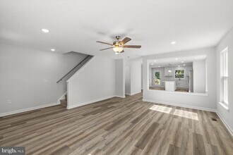 703 Mattox Ave in Colonial Beach, VA - Building Photo - Building Photo