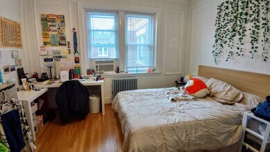 51 Manchester Rd, Unit 3 in Brookline, MA - Foto de edificio - Building Photo
