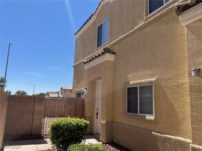 4033 Pepper Thorn Ave in North Las Vegas, NV - Building Photo - Building Photo