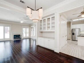 4010 Long Champ Dr in Austin, TX - Building Photo - Building Photo