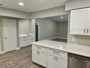 56 Wildwood Trl in Ormond Beach, FL - Foto de edificio - Building Photo
