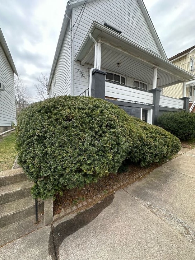 property at 41 W Field St
