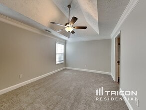 360 Valley View Dr in Fairburn, GA - Building Photo - Building Photo