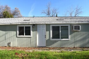 3996 Sierra Vista Ave in Sacramento, CA - Building Photo