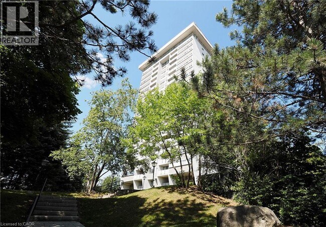 property at 375 King St N