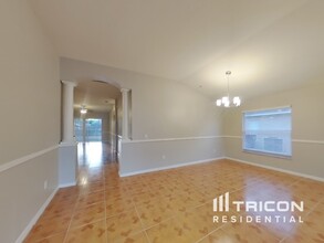 11724 S Stone Ln in Riverview, FL - Building Photo - Building Photo