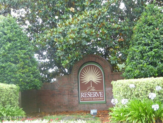 7800 Point Meadows Dr in Jacksonville, FL - Building Photo - Building Photo