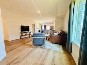 5941 Bradford Pear Ln in Edmond, OK - Building Photo - Building Photo