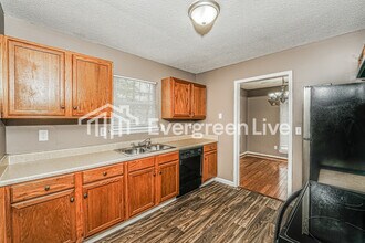 2027 Townhouse Ln in Hueytown, AL - Building Photo - Building Photo