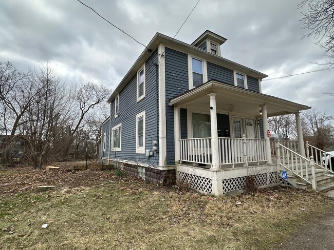property at 132 E Howard St
