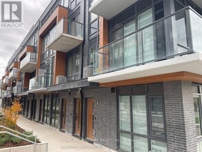 71 Curlew Dr in North York, ON - Building Photo - Building Photo