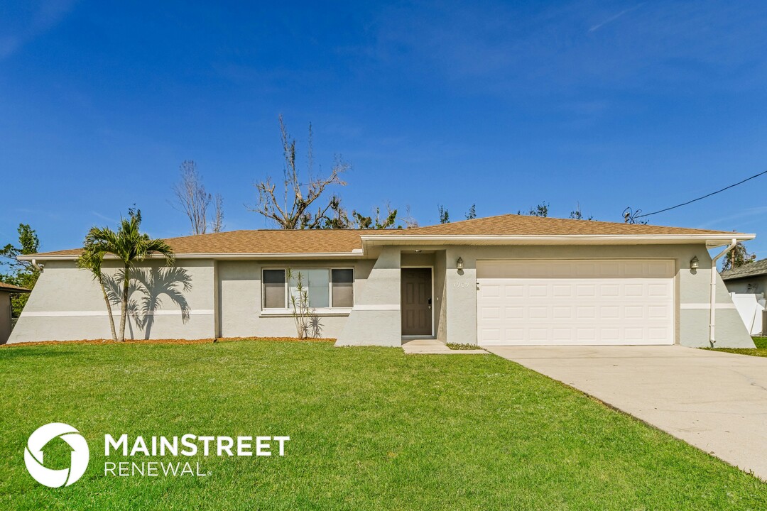 1909 SW 10th Terrace in Cape Coral, FL - Building Photo