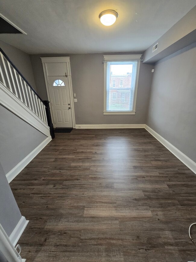property at 3027 Kenyon Ave