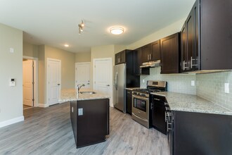 430 52nd St in West New York, NJ - Building Photo - Building Photo