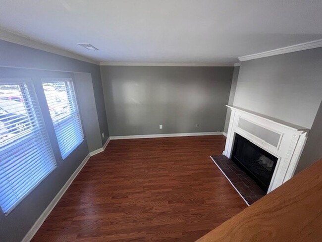 property at 1823 Charles Ct