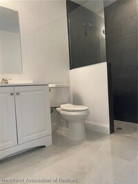 853 Kingfisher Ave NW photo'