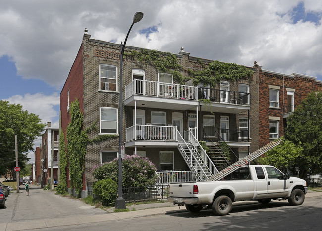 861 3e in Montréal, QC - Building Photo - Primary Photo