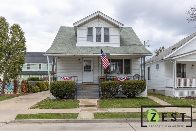 1524 Fort Park Blvd, Unit 2 (upper) in Lincoln Park, MI - Foto de edificio - Building Photo