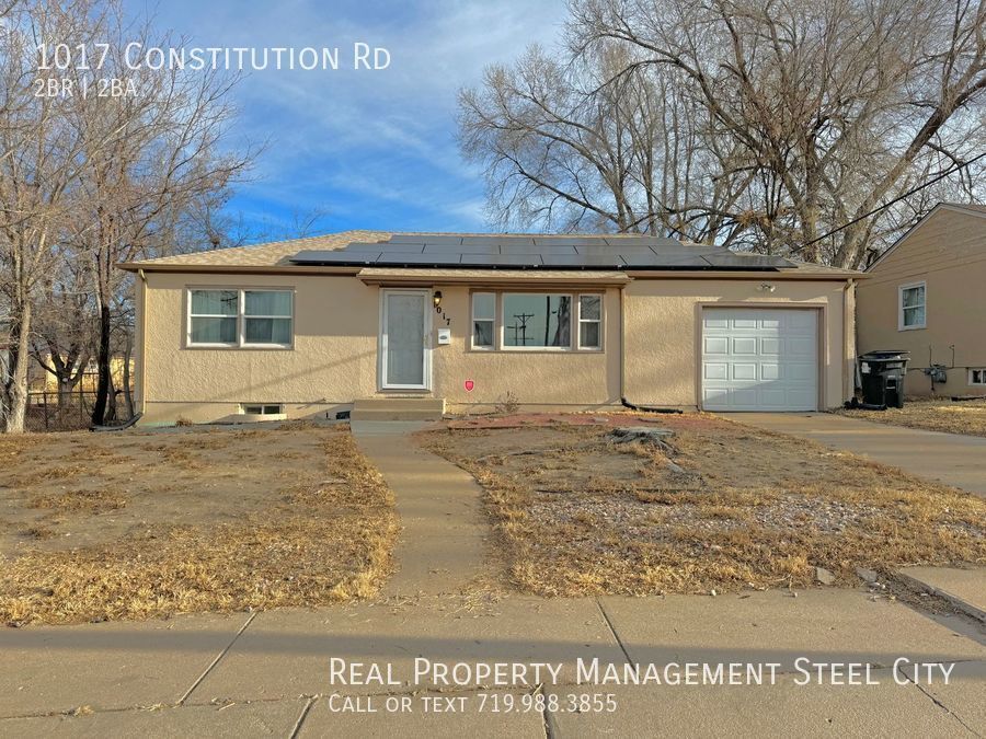 1017 Constitution Rd in Pueblo, CO - Building Photo