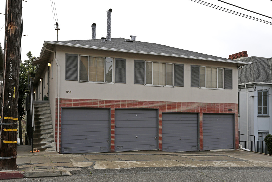 856 Erie St in Oakland, CA - Building Photo