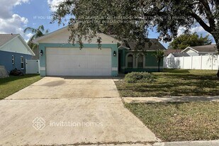 2223 Ridgemore Dr in Valrico, FL - Building Photo
