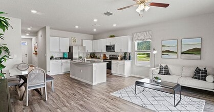 Enclave at Tara Greens Townhomes in Newberry, FL - Building Photo - Building Photo