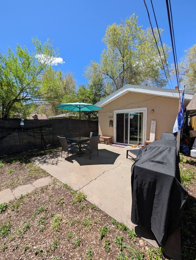 property at 524 E 4th Ave