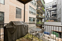 842 W Adams St, Unit 2 in Chicago, IL - Foto de edificio - Building Photo