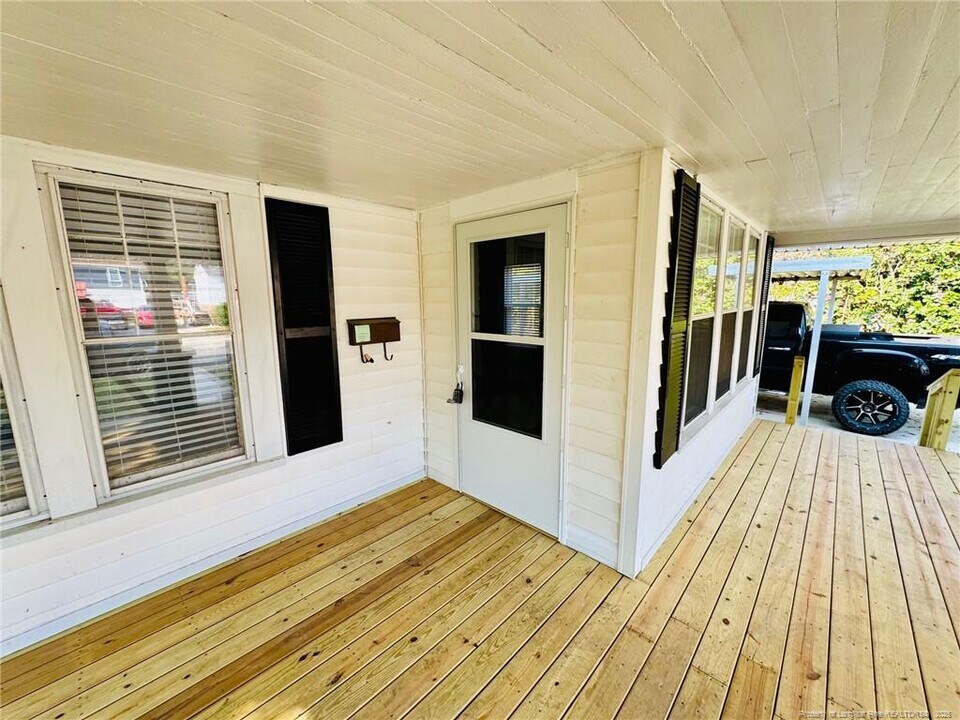 1803 N Floyd Ave in Lumberton, NC - Building Photo