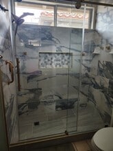 10640 Bruns Dr in Tustin, CA - Foto de edificio - Building Photo