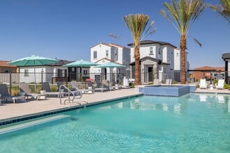 Bungalows on Cottonwood in Casa Grande, AZ - Foto de edificio - Building Photo