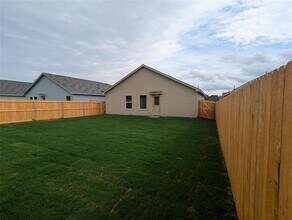 6818 Fairview Ave in Princeton, TX - Building Photo - Building Photo