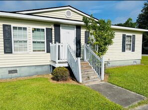 544 9th St SW in Moultrie, GA - Foto de edificio - Building Photo