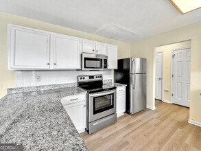 517 Cascade Walk in Mcdonough, GA - Building Photo - Building Photo