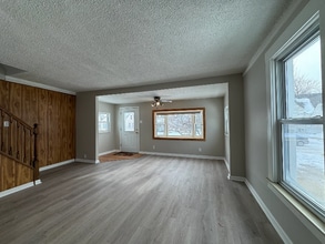 84 W Kalama Ave in Madison Heights, MI - Building Photo - Building Photo