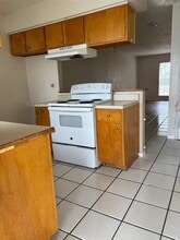 2210 Buchanan Dr in Baytown, TX - Building Photo - Building Photo