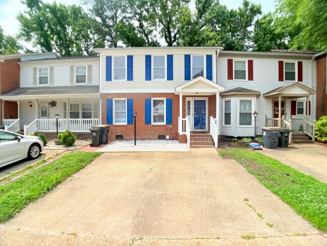 property at 39 W Wainwright Dr