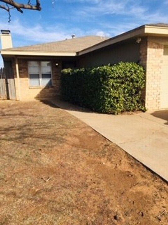 5706 Avenue U in Lubbock, TX - Building Photo