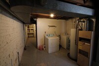 2311 Hunter St photo'