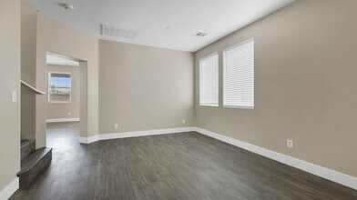 8310 S Brilliant Ruby Ct in Las Vegas, NV - Building Photo - Building Photo