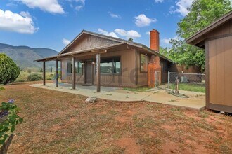 501 Cuddy Canyon Rd in Frazier Park, CA - Building Photo - Building Photo