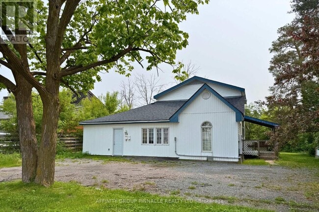 88 Albert St S in Kawartha Lakes, ON - Building Photo - Building Photo