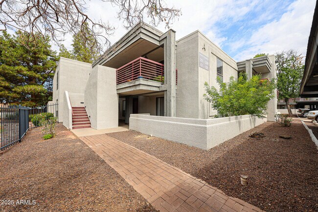 property at 3435 W Danbury Dr