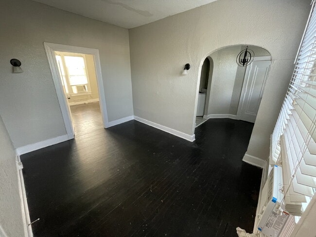 property at 200 E Dewey Pl