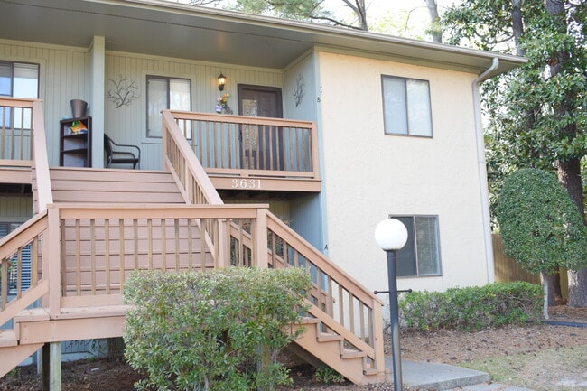 3631 Saint Johns Ct, Unit A in Wilmington, NC - Foto de edificio - Building Photo
