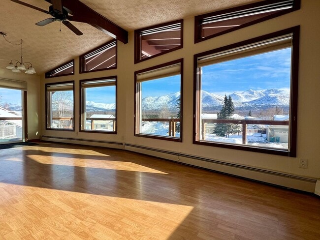 1740 Rebel Ridge Dr in Anchorage, AK - Building Photo - Building Photo
