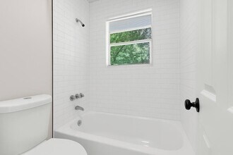 4829 Bradford Dr in Memphis, TN - Building Photo - Building Photo