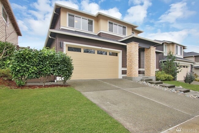 property at 5611 Franklin Ave SE