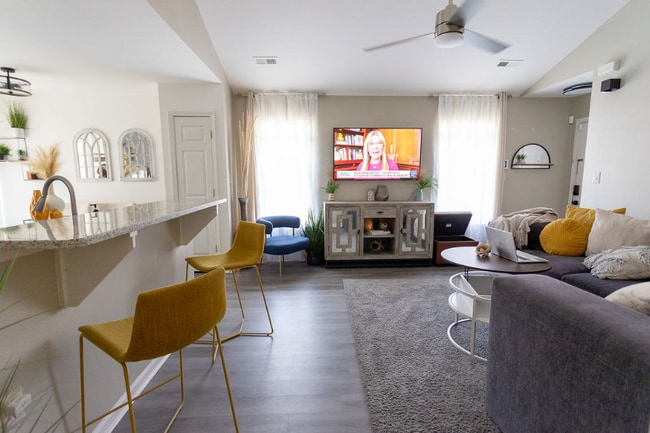 property at 2419 Smugglers Ct